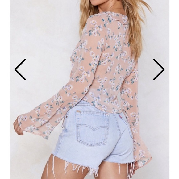 NWT nasty gal sheer floral front tie blouse - Picture 3 of 8